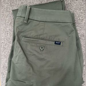 Like new Mens Abercrombie and fitch  olive slim pants